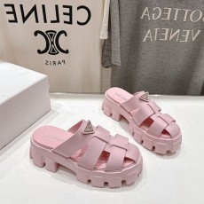 프라다 PRADA 러버 모놀리스 뮬 PR268