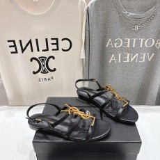 입생로랑 YSL 카산드라 플랫 샌들 Y303