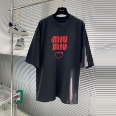 미우미우 MIUMIU 남성 라운드 반팔 MU0352