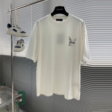 루이비통 LV 남성 라운드 반팔 LV8350