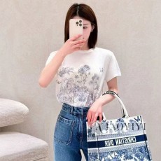 디올 DIOR 여성 라운드 반팔 DR1492