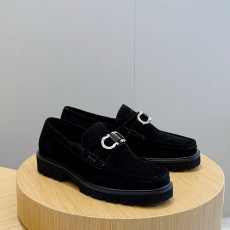 페레가모 FERRAGAMO 남성 로퍼 FM08762