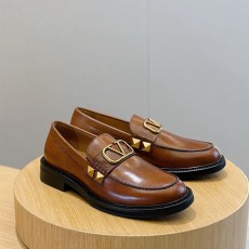 발렌티노 VALENTINO 남성 로퍼 VN1479