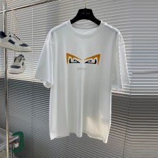 펜디 FENDI 남성 라운드 반팔  F261