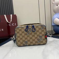 구찌 GUCCI 자수 뱀 숄더백 817771 GU1367