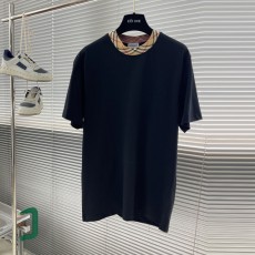 버버리 BURBERRY 남성 라운드 반팔 BBR464