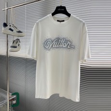 루이비통 LV 남성 라운드 반팔 LV8399