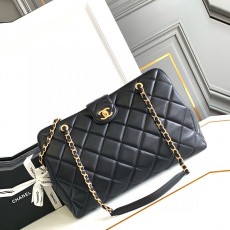 샤넬 CHANEL 24A 볼링 핸드백 C2498