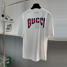 구찌 GUCCI 남성 라운드 반팔 GU6484